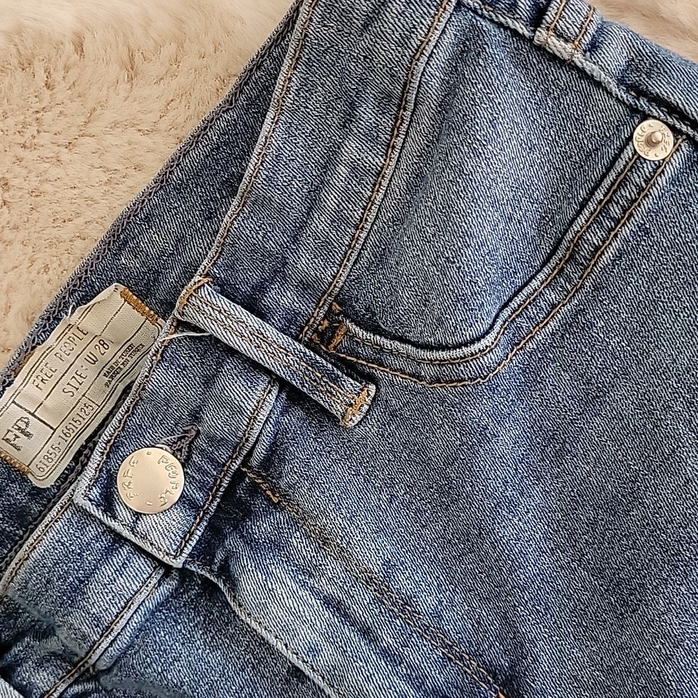 Free People High Rise Jeans sz28 R BinM - Picture 9 of 10